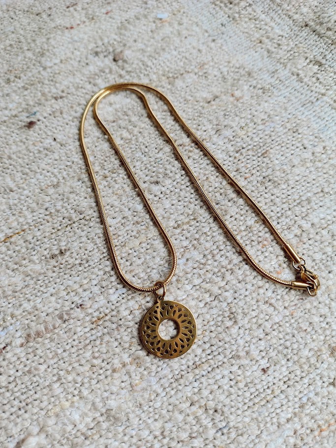Collar Kaia - Acero dorado 