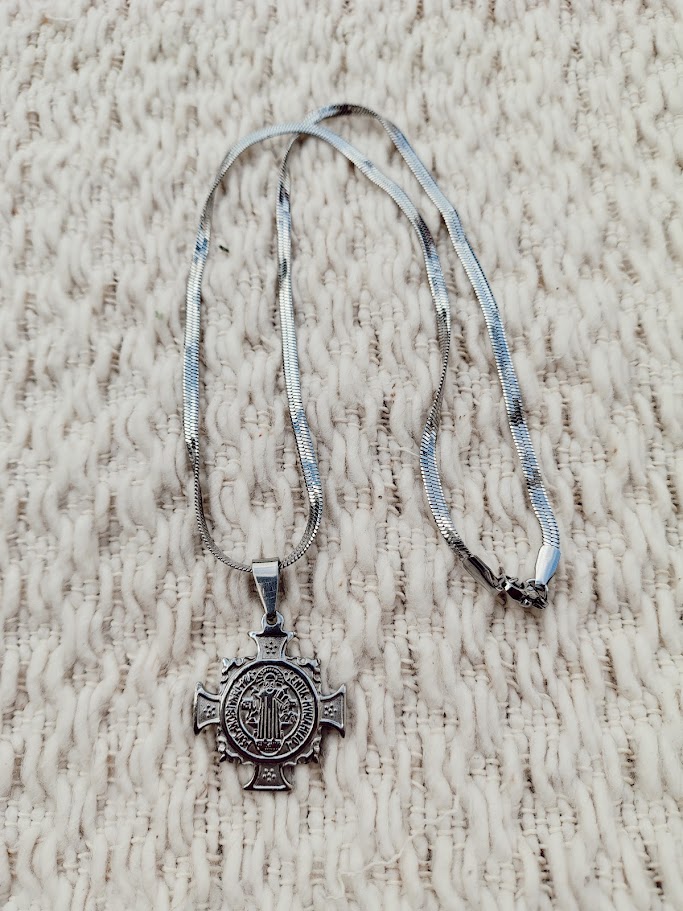 Collar Cruz San Benito - Acero quirurgico 