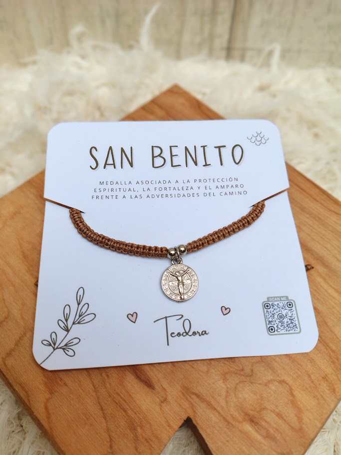 Pulsera de proteccion 'San Benito' - Teodora