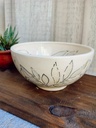 Cuenco de ceramica con pie