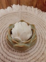 Porta vela flor de loto, con vela incluida - Satanama 