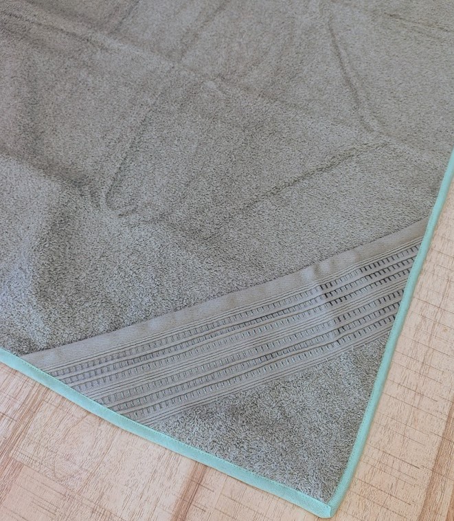 Toallon para bebe con capucha 