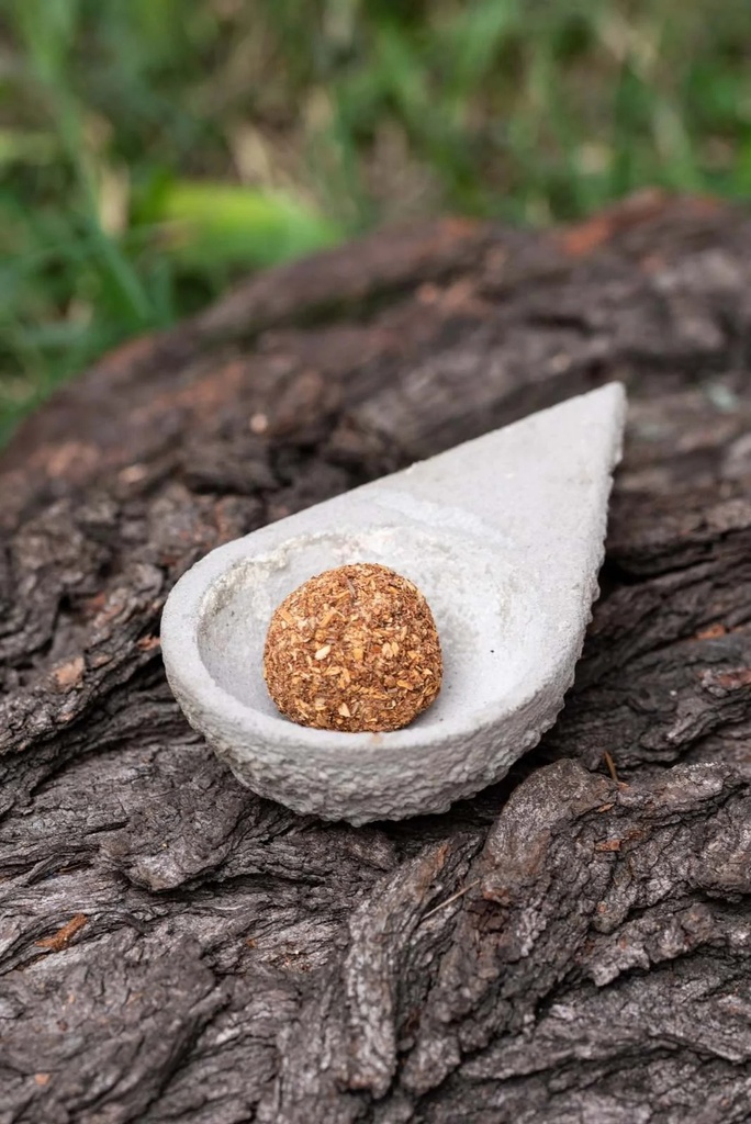 Sahumador cemento chico - Sagrada Madre