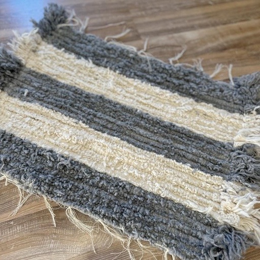 Alfombra de telar líneas gruesas gris y blanco - 60x45cm